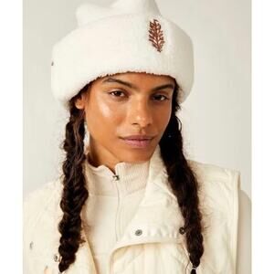 Free People FP Movement Backroads Sherpa Beanie Hat White Cream Beenie